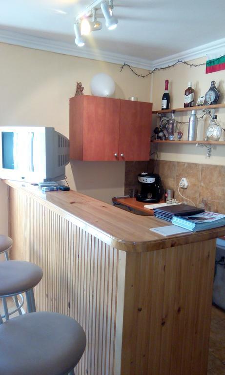 Madzhare Guest House Lorian מראה חיצוני תמונה